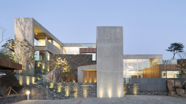 Laclite Pool Villa Lighting Project